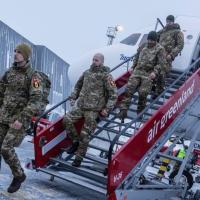 Danish soldiers pose in Greenland Forsvaret photo